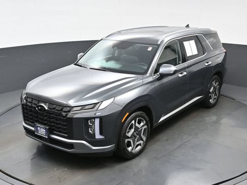 Certified 2023 Hyundai Palisade SEL w/ Winter Package AWD/4WD image 35