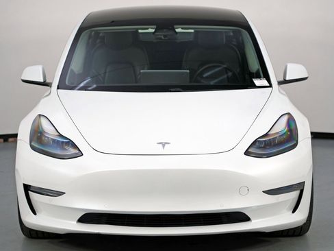 Used 2021 Tesla Model 3 Performance image 48