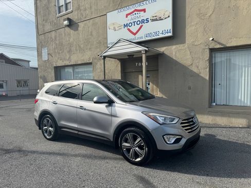 Used 2016 Hyundai Santa Fe SE w/ Option Group 03 FWD image 3