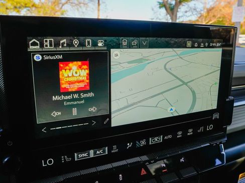 Used 2026 GMC Hummer EV SUV AWD/4WD image 22