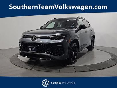Used 2025 Volkswagen Tiguan SE R-Line