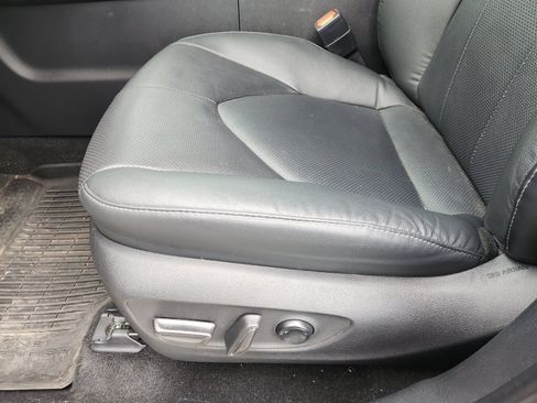 Used 2024 Toyota Grand Highlander FWD image 26