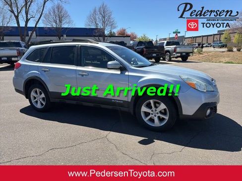 Used 2014 Subaru Outback 2.5i Premium w/ Accessory Value Package (OYX) image 1