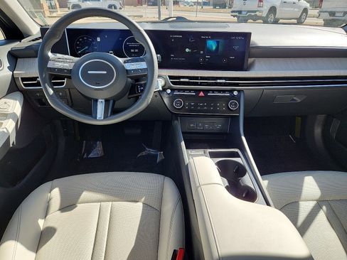 Used 2025 Hyundai Sonata Limited image 10