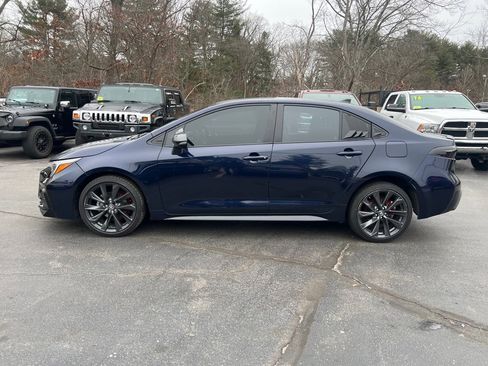 Used 2024 Toyota Corolla XSE image 2