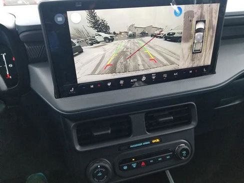 New 2025 Ford Maverick Lariat w/ Black Appearance Package image 24