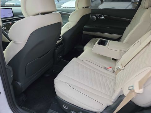 New 2026 Genesis GV80 3.5T e-SC image 23