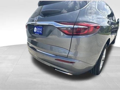 Used 2021 Buick Enclave Avenir w/ Avenir Technology Package AWD/4WD image 14