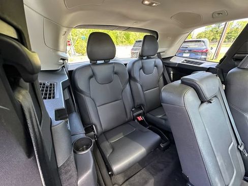 Used 2023 Volvo XC90 B6 Plus AWD/4WD image 18