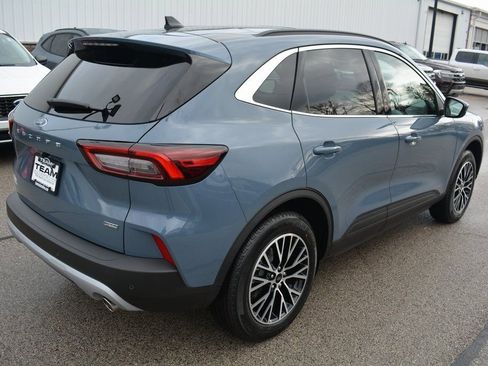 New 2025 Ford Escape SE FWD image 5