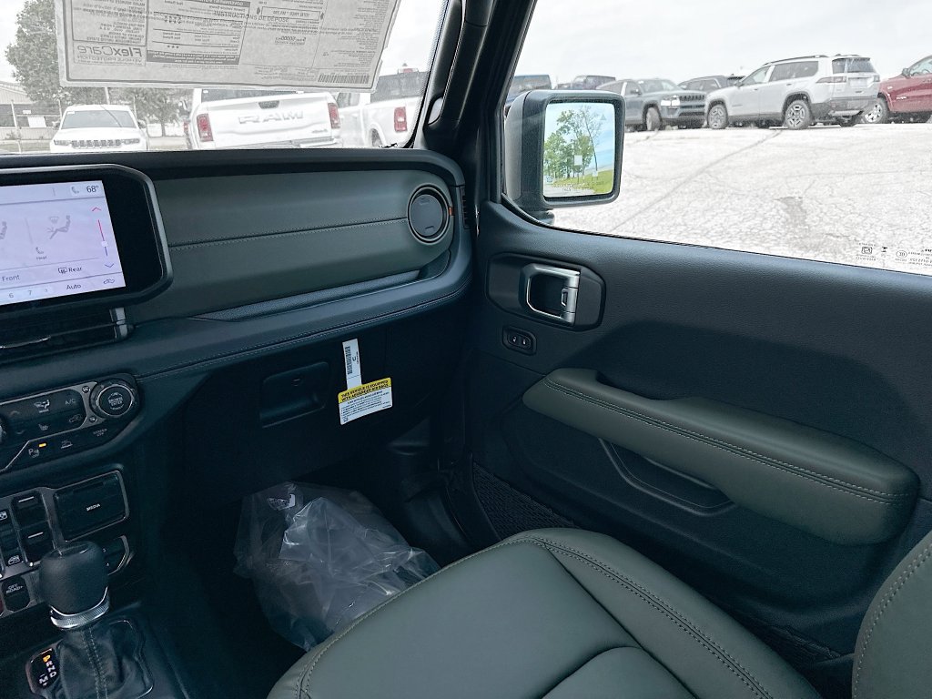 New 2026 Jeep Gladiator Mojave AWD/4WD image 30