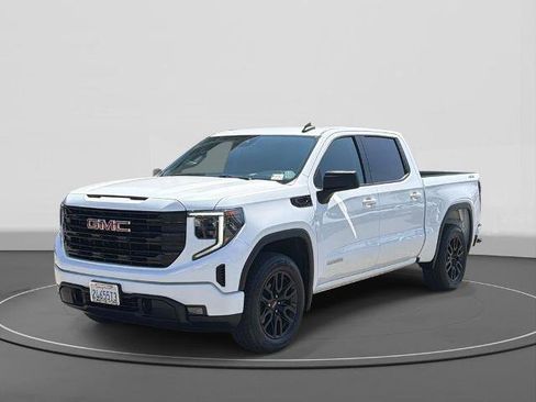 Used 2023 GMC Sierra 1500 Elevation AWD/4WD image 1