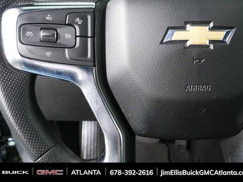 Used 2025 Chevrolet Blazer LT FWD image 9