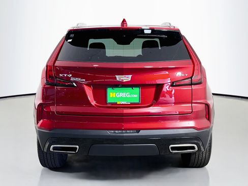 Used 2024 Cadillac XT4 Premium Luxury FWD image 8