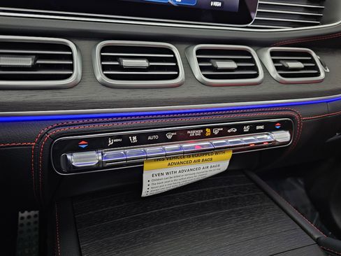 New 2026 Mercedes-Benz GLE 53 AMG 4MATIC Coupe image 51