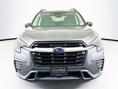 Used 2024 Subaru Ascent Premium w/ Convenience Package image 2
