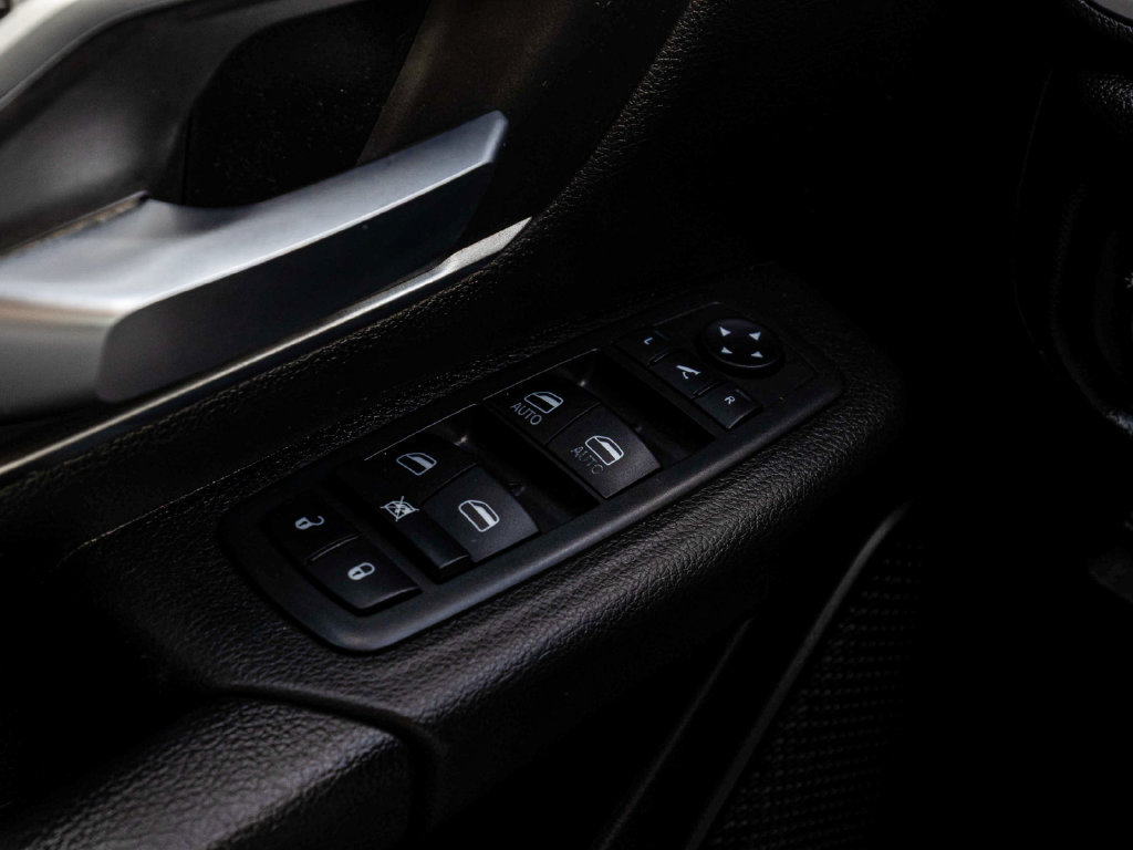 Used 2019 RAM 1500 Big Horn AWD/4WD image 12
