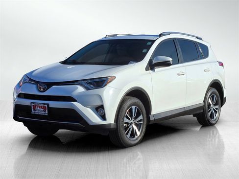 Used 2018 Toyota RAV4 XLE w/ Plus Extra Value Package image 8