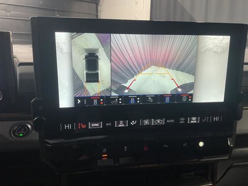 Used 2025 GMC Hummer EV 2X w/ LPO, Sport Package image 25