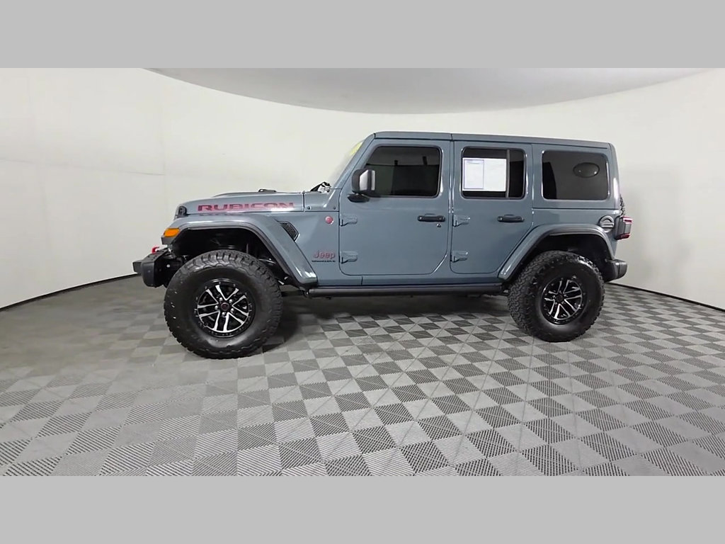 Used 2024 Jeep Wrangler Unlimited Rubicon AWD/4WD image 48