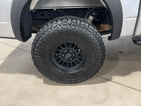 Used 2013 Ford F150 Raptor w/ Luxury Equipment Group image 41