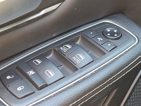 Used 2021 RAM 1500 Sport w/ Level 2 Equipment Group image 43