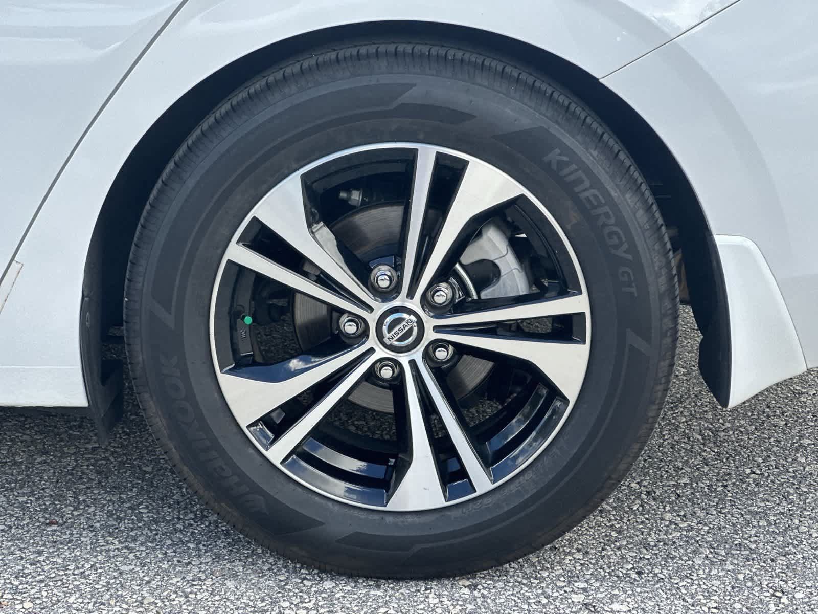 Used 2022 Nissan Sentra SV w/ Trunk Package FWD image 12