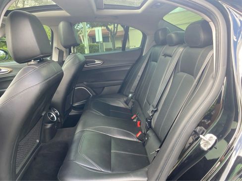 Used 2018 Alfa Romeo Giulia Ti image 10