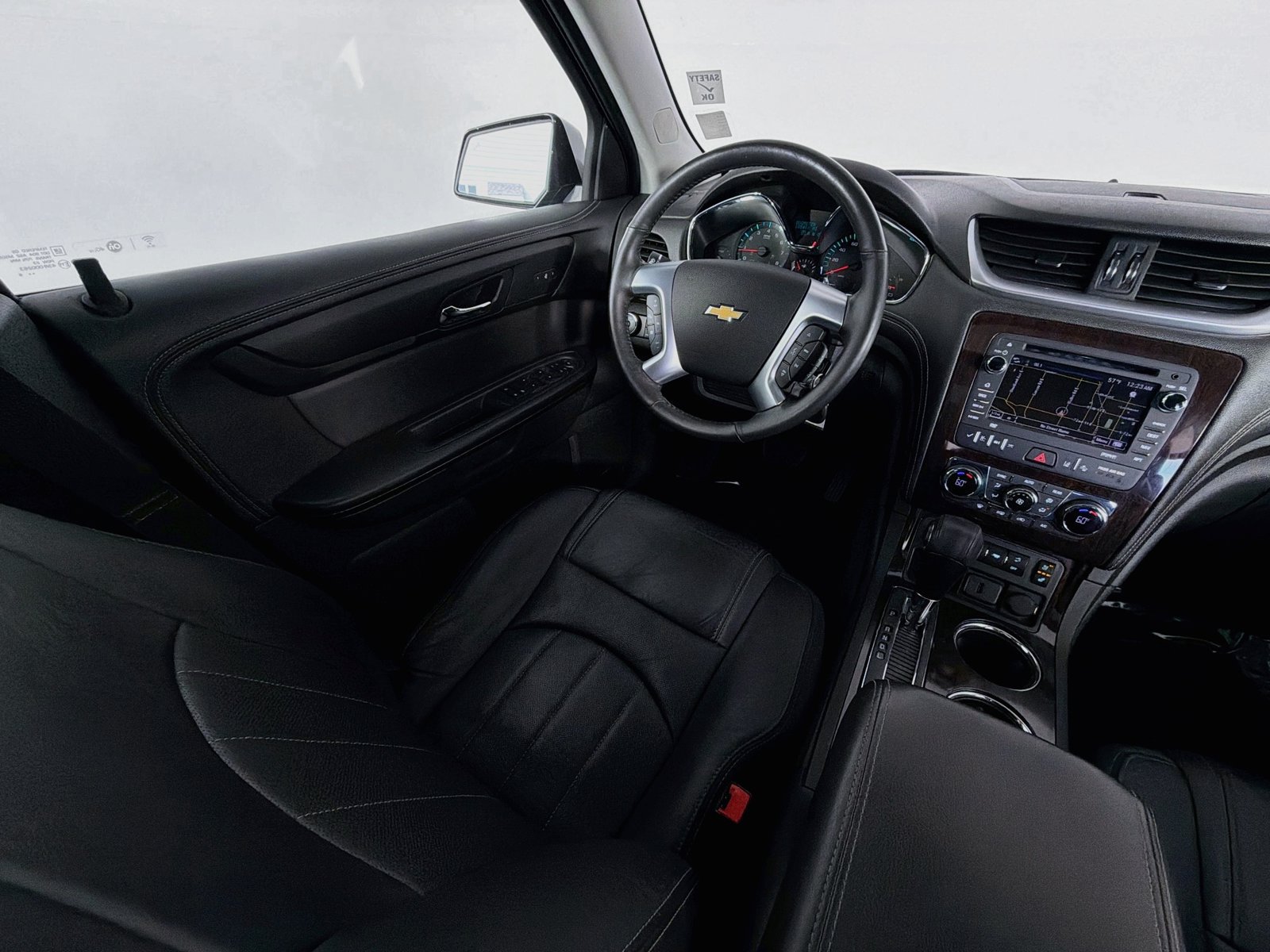 Used 2017 Chevrolet Traverse Premier AWD/4WD image 11