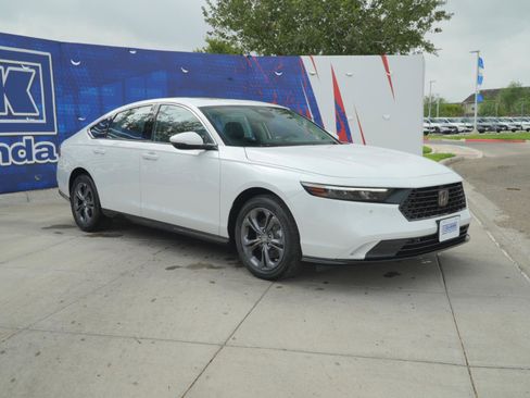 New 2026 Honda Accord EX-L image 3