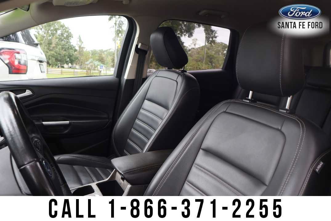 Used 2019 Ford Escape SEL AWD/4WD image 18