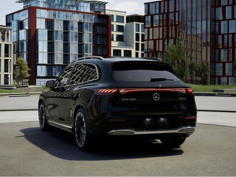 New 2026 Mercedes-Benz EQS 550 4MATIC SUV image 26
