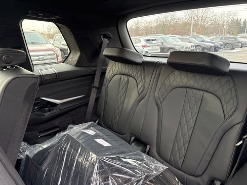 New 2026 BMW X7 xDrive40i w/ M Sport Package image 21