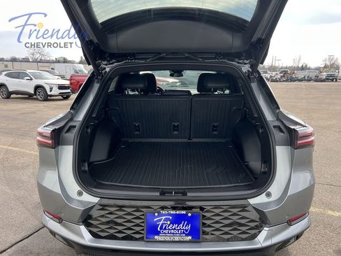 New 2026 Chevrolet Equinox EV RS AWD/4WD image 10