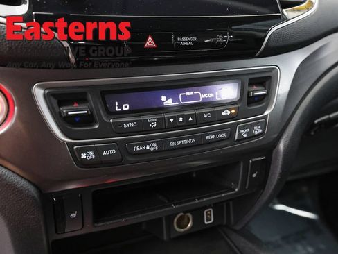 Used 2021 Honda Pilot EX image 19