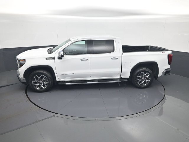 Used 2023 GMC Sierra 1500 SLT w/ SLT Premium Plus Package AWD/4WD image 20