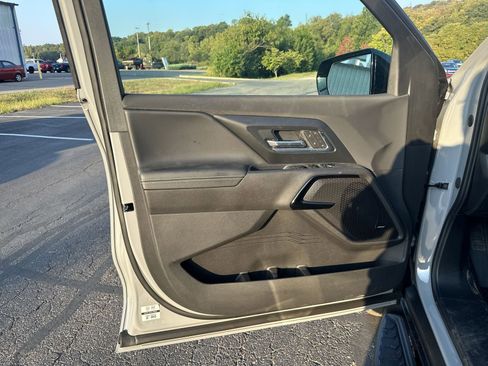 New 2026 Chevrolet Silverado EV LT image 21