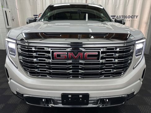 Used 2025 GMC Sierra 1500 Denali w/ Denali Reserve Package image 3