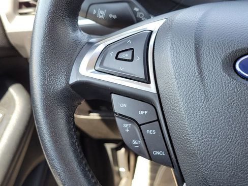 Used 2020 Ford Edge SEL image 26