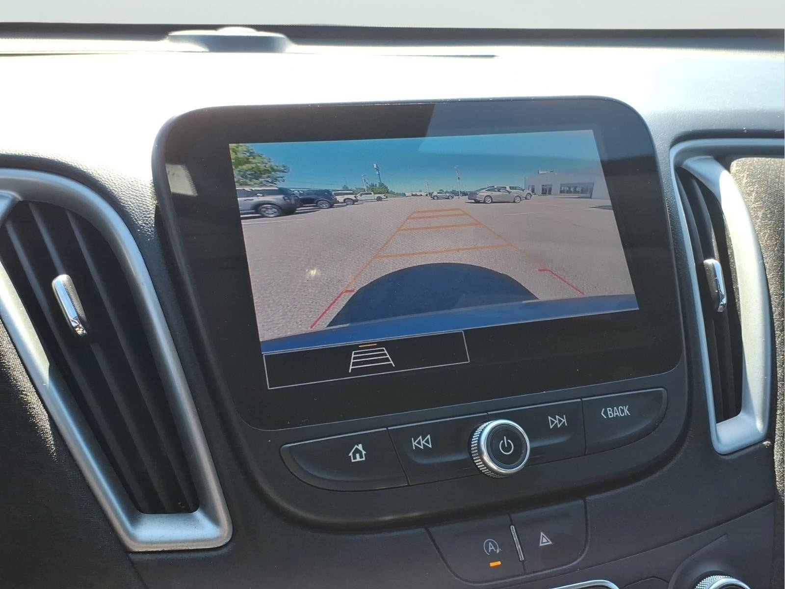 Used 2024 Chevrolet Malibu LT FWD image 22