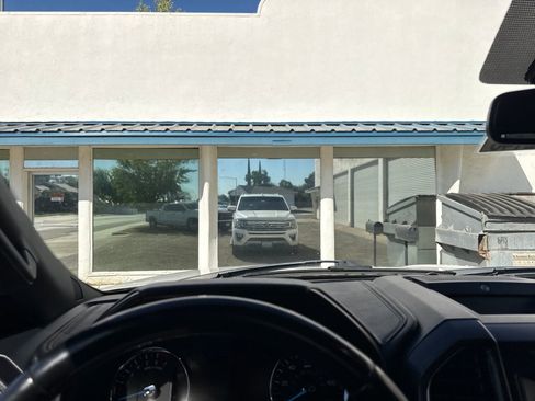 Used 2019 Ford Expedition Limited w/ Equipment Group 302A image 13