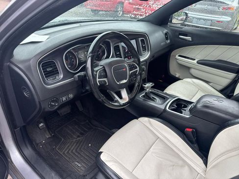 Used 2018 Dodge Charger GT AWD/4WD image 9