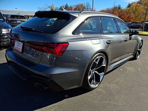 New 2025 Audi RS 6 performance image 4