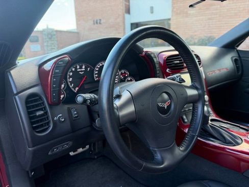 Used 2006 Chevrolet Corvette Convertible w/ Preferred Equipment Group image 12
