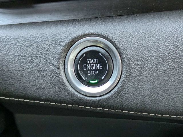 Certified 2024 Cadillac Escalade Sport AWD/4WD image 34