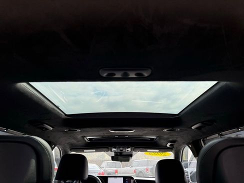 Used 2025 Hyundai Palisade Calligraphy image 17