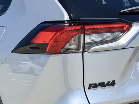 Certified 2024 Toyota RAV4 LE AWD/4WD image 25