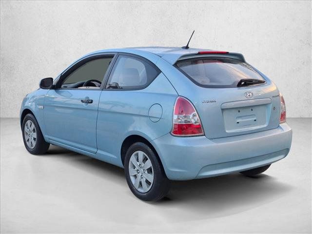 Used 2010 Hyundai Accent GS w/ Premium Pkg 3 FWD image 7