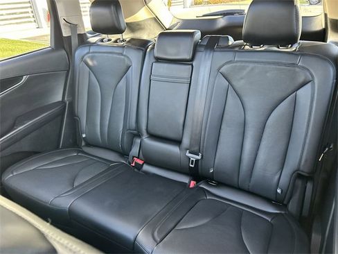 Used 2023 Lincoln Nautilus Reserve w/ Luxury Package image 23