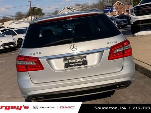 Used 2011 Mercedes-Benz E 350 4MATIC Wagon image 9
